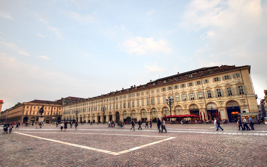 12. Plaza San Carlos